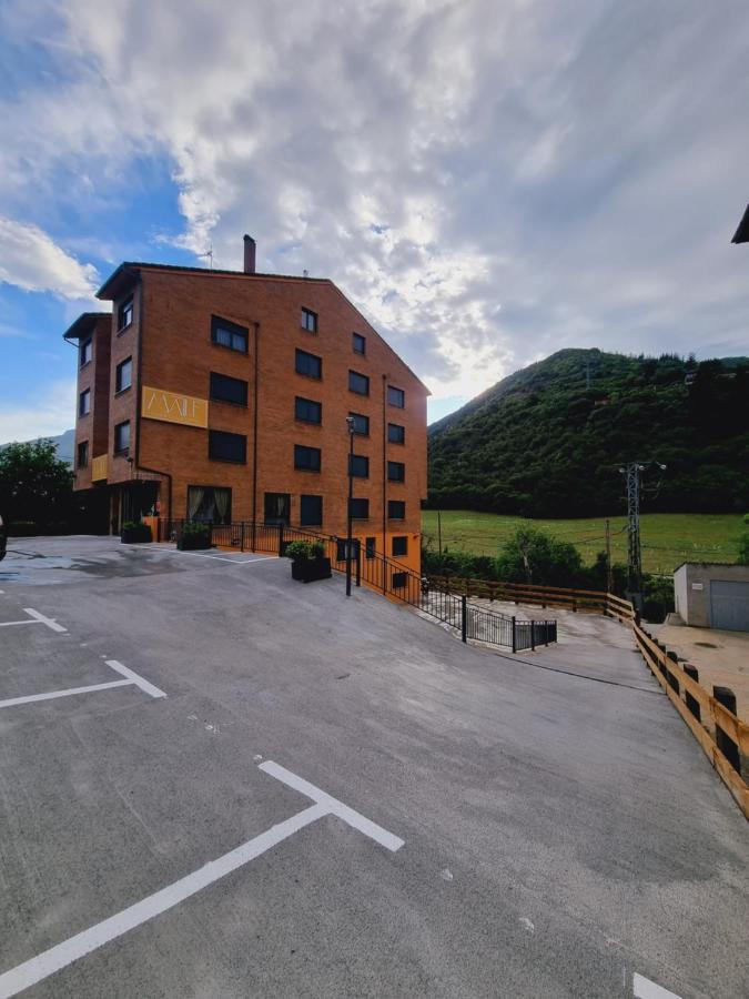 Maile Apartamentos Potes Exteriör bild
